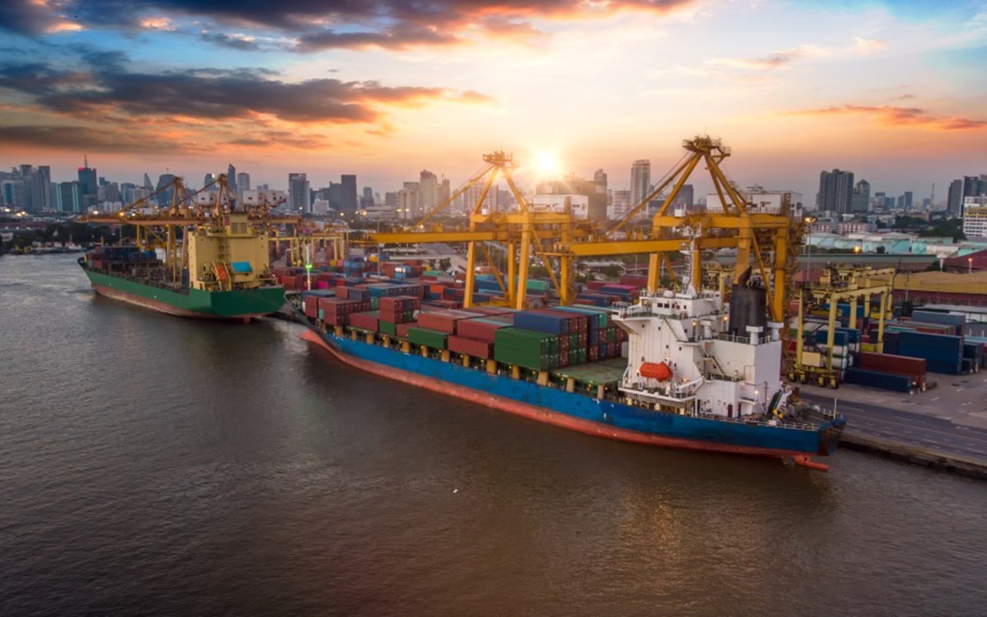 Shutterstock 1722502129 (1)